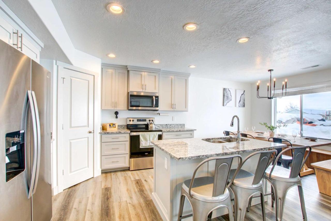 Family-Friendly Bear Lake Vacation Rental Гардън Сити Екстериор снимка
