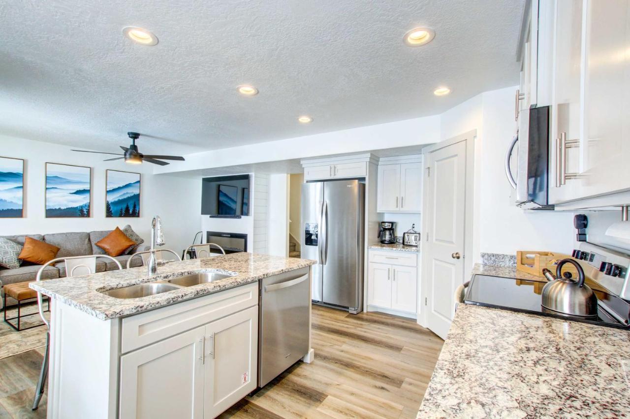 Family-Friendly Bear Lake Vacation Rental Гардън Сити Екстериор снимка